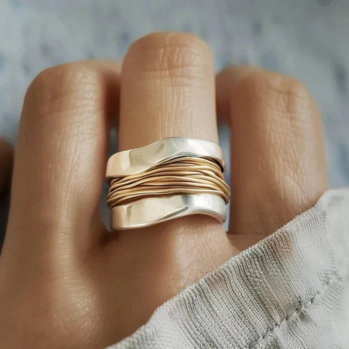 FitEase™ Silver Ring with Gold Wire